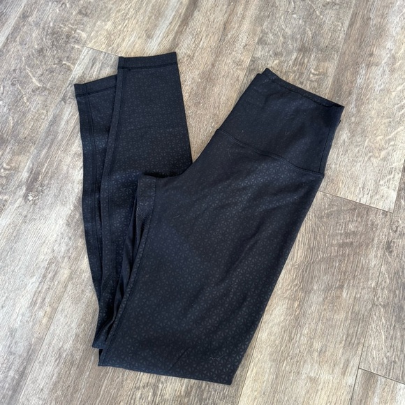 Lululemon 🍋 Lattice Work Emboss Black Version - Full Length - Picture 8 of 8